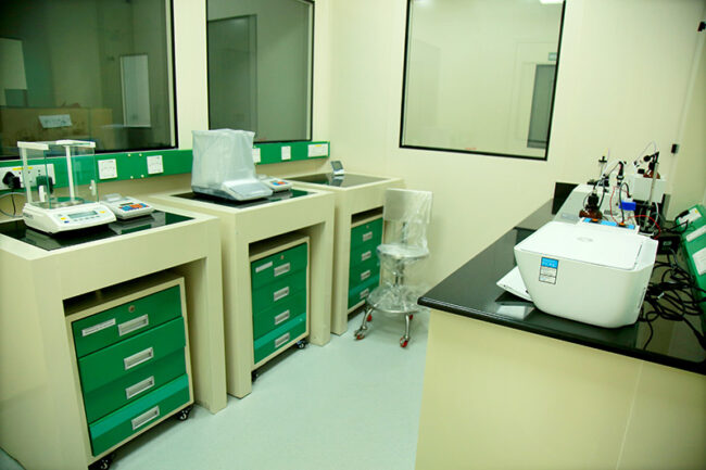 labofab-fume-hood-lab-furniture
