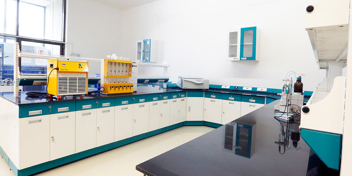 Labofab - Modular Laboratory Furniture